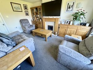 Lounge- click for photo gallery